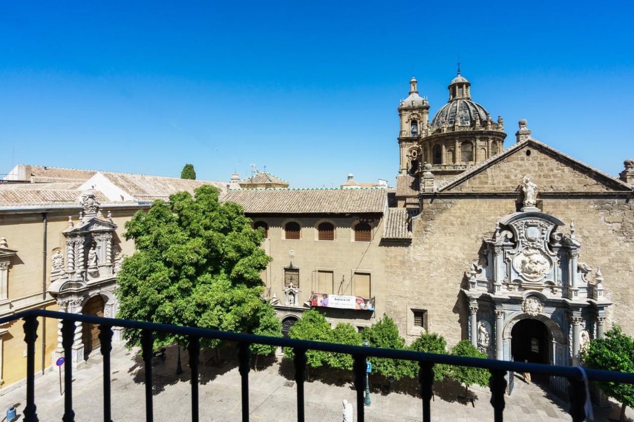 Oyo Fonda Sanchez Hotel Granada Exterior photo